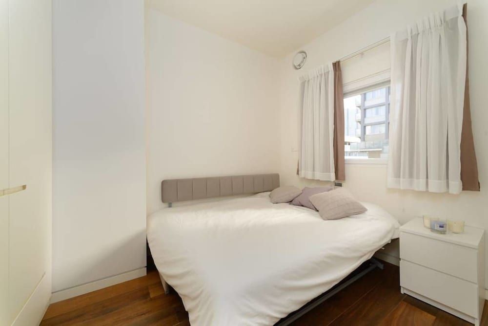 undefined Luxury 2BR on the water by HolyGuest 4