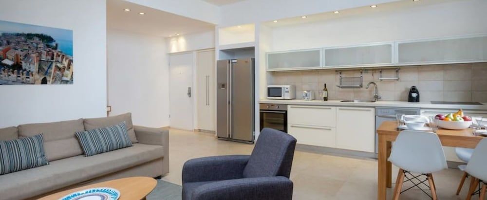 undefined 2BR Private Garden Ruppin by HolyGuest 5