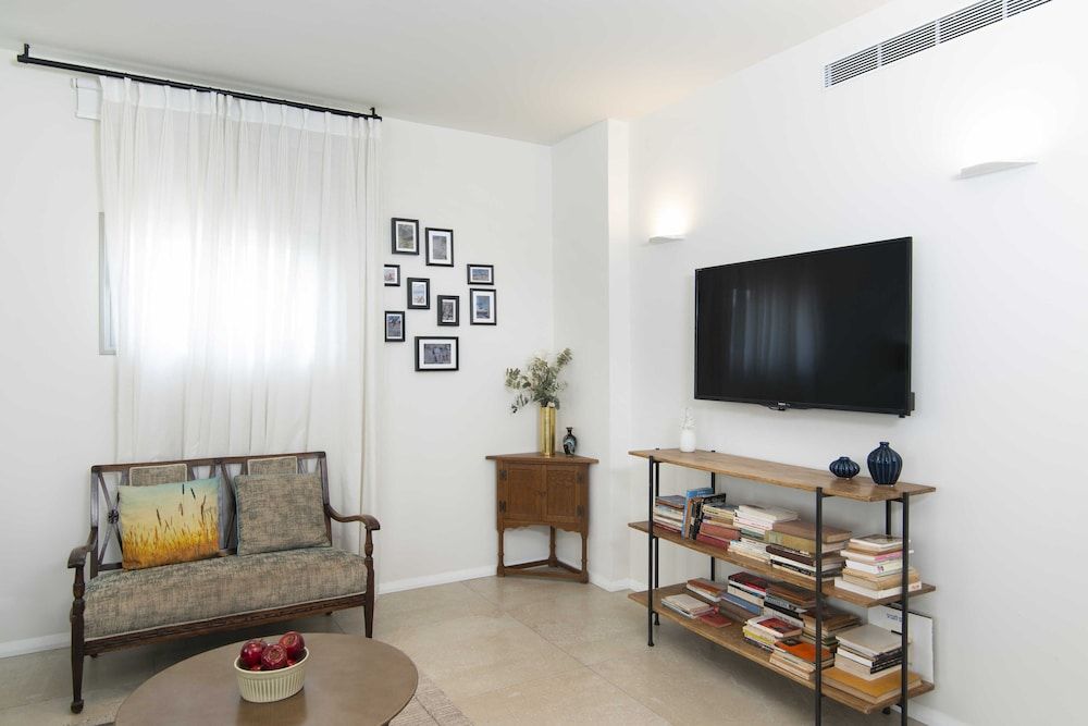 undefined Tlv Center by Tlv2rent