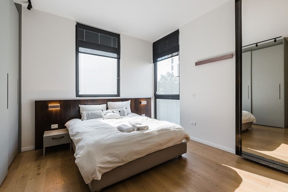 undefined New luxury Apt in Neve Tsedek 3BDR N17 7