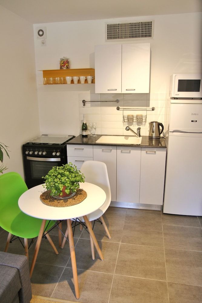 undefined 2R full of charm and style at heart of Florentine 9