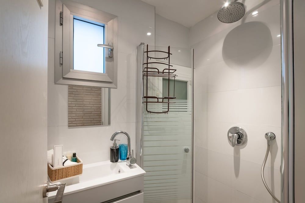 Magical Terrace Great Location Hakovshim Exclusive Apartment, 2 Bedrooms, City View 36