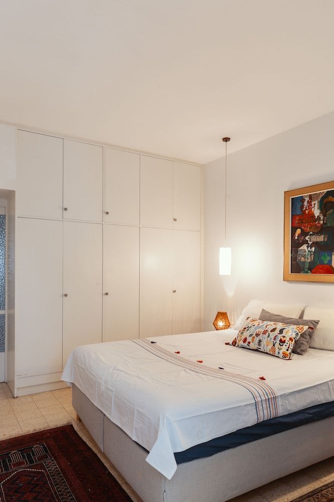 undefined Byron 7 Mike 9