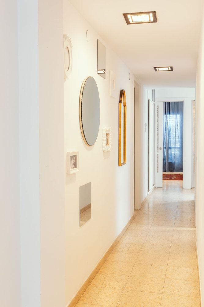 undefined Byron 7 Mike 6