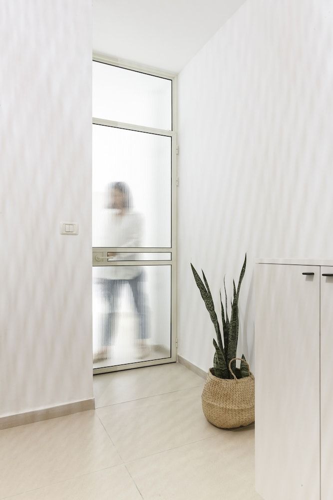 AirTLV Deluxe Jaffa Apartments Grand Duplex, Patio 11