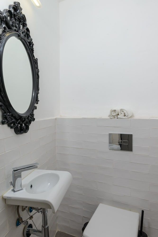 Spacious Modern Apt 1 Step To Beach Classic Apartment, 2 Bedrooms 25