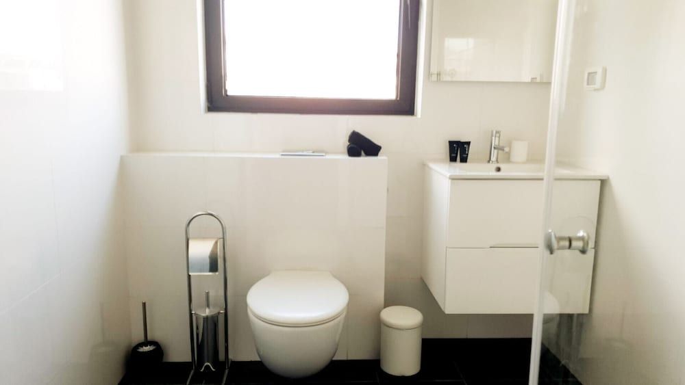 New Apartment Near the Beach With Parking TL53 Apartment (1 Bedroom) 9