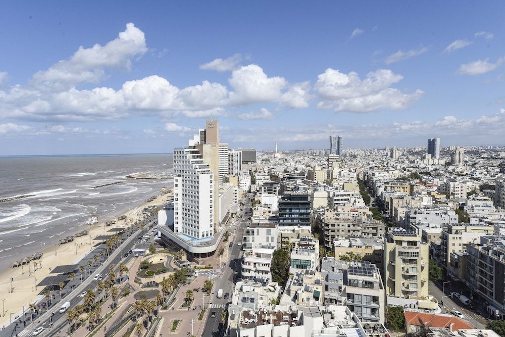 Panoramic Sea View Over Beach w Balcony Apartment, Balcony, Sea View 7
