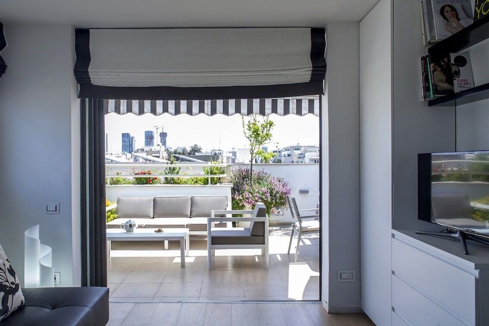 Duplex Penthouse by Rothschild Pkg TL54 Apartment (2 Bedrooms) 6