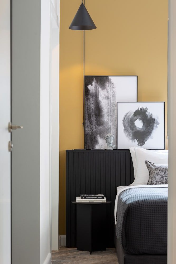 Mr. Louis - By TLV2GO Apartment, 2 Bedrooms, Balcony 17