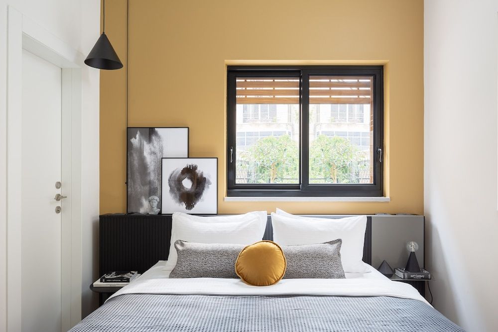 Mr. Louis - By TLV2GO Apartment, 2 Bedrooms, Balcony 4