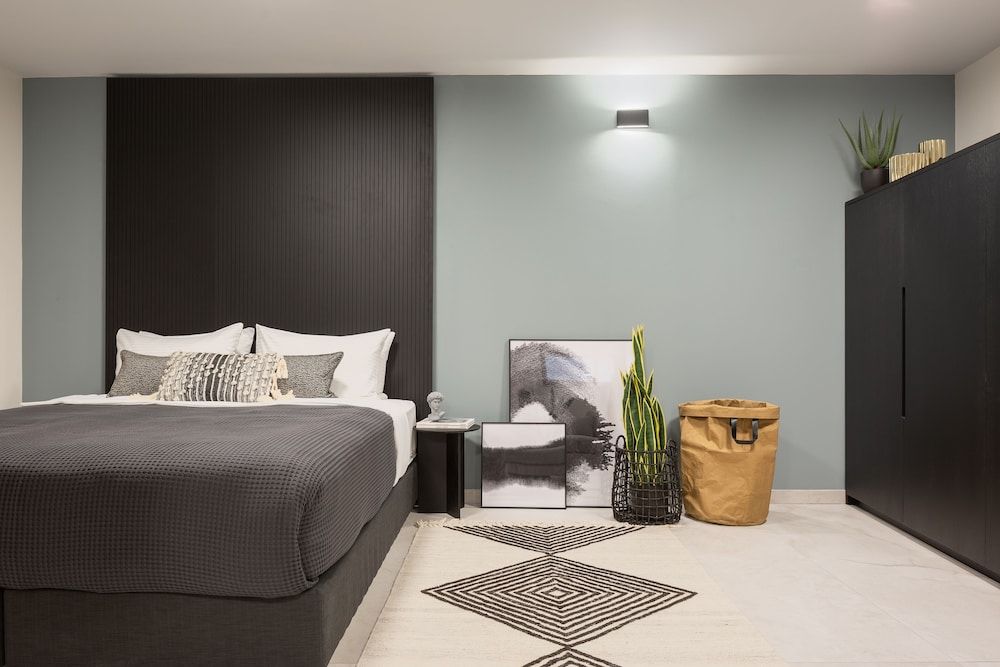 Mr. Louis - By TLV2GO Apartment, 3 Bedrooms, Terrace