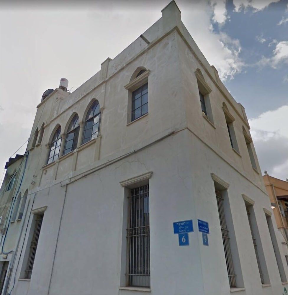 undefined Designed Jaffa Haven with Rooftop by Sea N' Rent 2