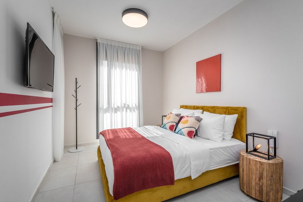 undefined Stylish New 2BR Jaffa Near Setai Hotel 5