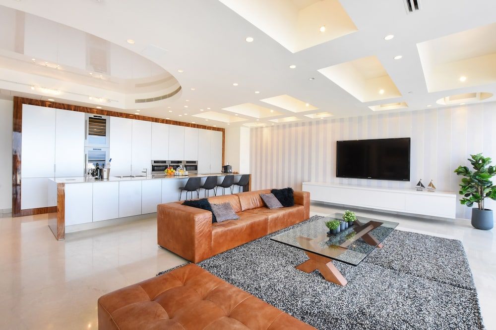 Tower Sea View Luxury 32 Floor Apartment Luxury Apartment, City View, Tower 33