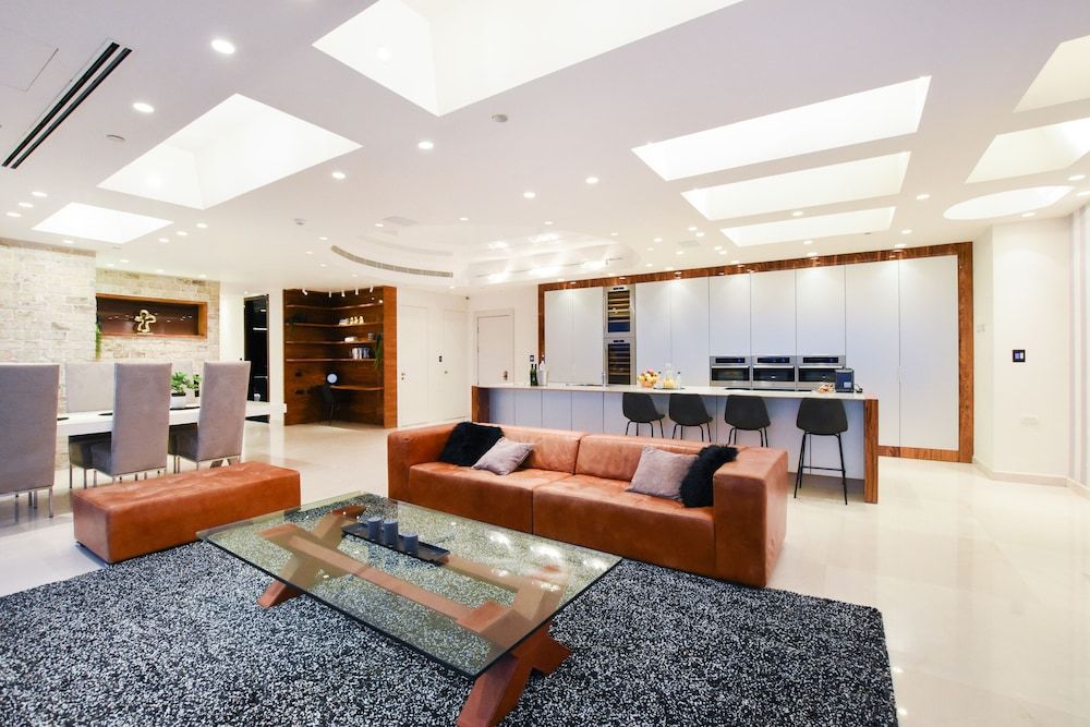 Tower Sea View Luxury 32 Floor Apartment Luxury Apartment, City View, Tower 40