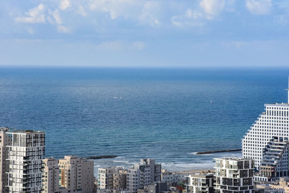 Tower Sea View Luxury 32 Floor Apartment Luxury Apartment, City View, Tower 42