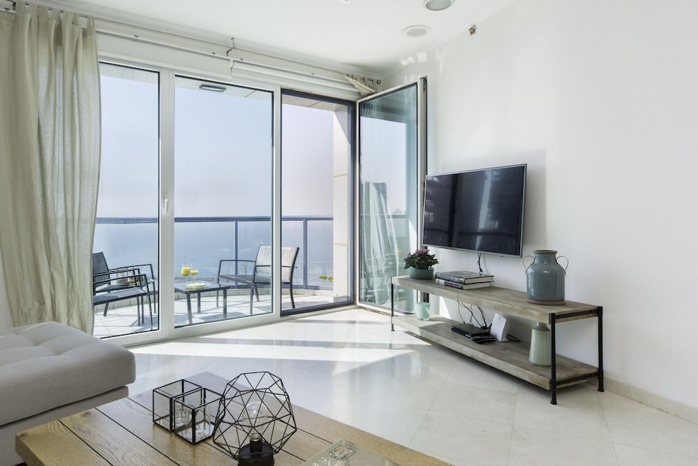 Luxurious 90sqm 2BR Beach Front Apartment, 2 Bedrooms, Beachfront 11