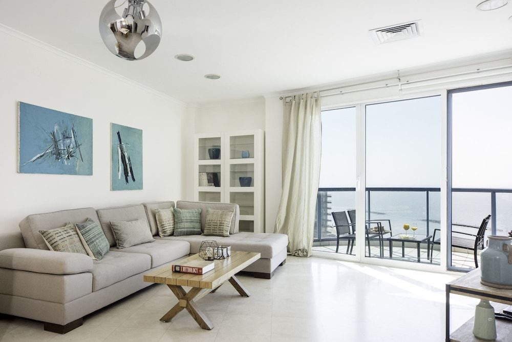 Luxurious 90sqm 2BR Beach Front Apartment, 2 Bedrooms, Beachfront 12