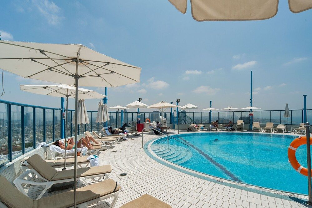 undefined Luxurious Apt W Panoramic Sea View - 75m 5