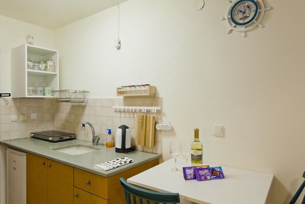 undefined Stylish flat at Rothschild boulevard 5