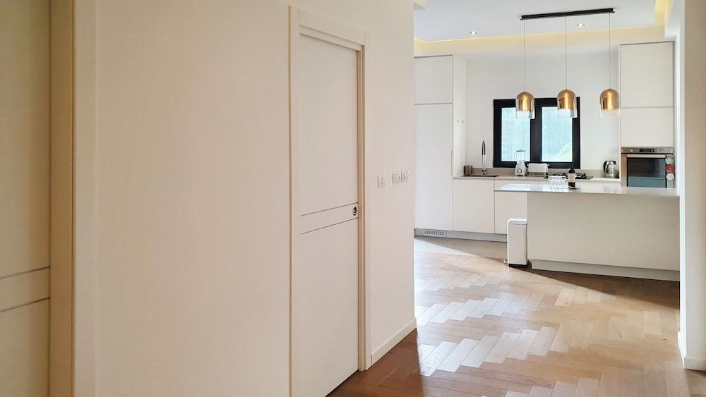 undefined Brand New 2 Bedrooms Near the Beach TL55 9