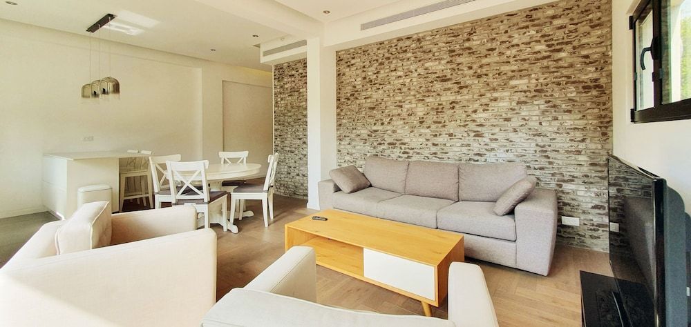 Brand New 2 Bedrooms Near the Beach TL55 Apartment (2 Bedrooms) 10