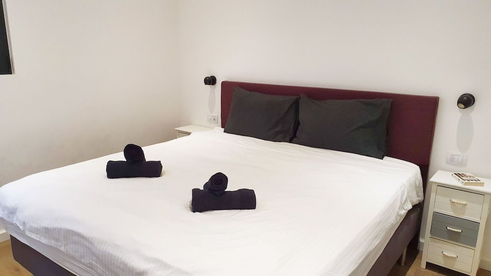 undefined Brand New 2 Bedrooms Near the Beach TL55