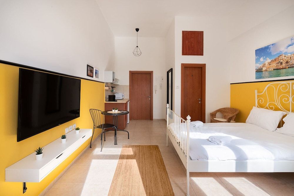 undefined Jaffantin 4