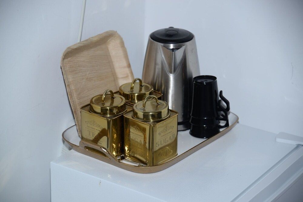 Stylish apt next to bograshov City Apartment, 1 Double Bed, Ground Floor 5