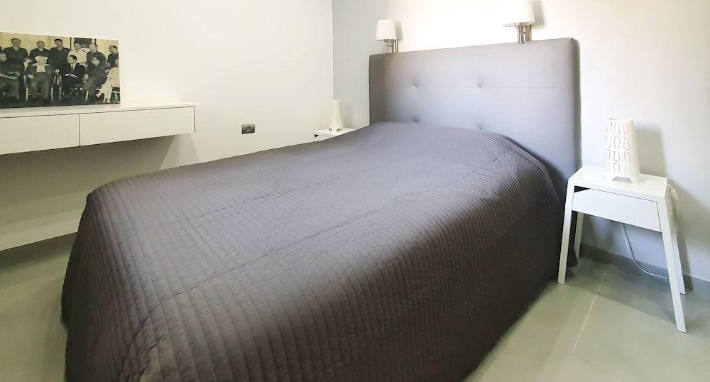 undefined Charming 2 Bdr Apt Terrace Gordon TL61 9