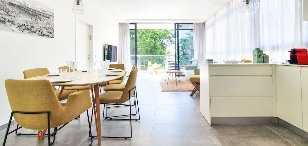 undefined Charming 2 Bdr Apt Terrace Gordon TL61