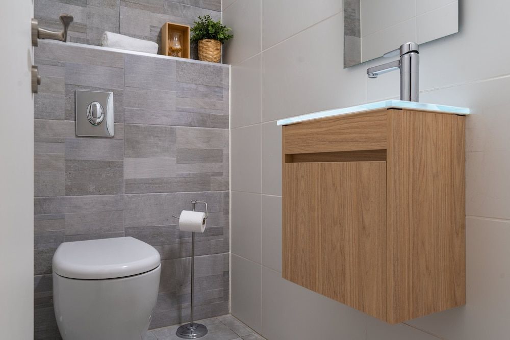 Sunlit Urban Escape with Balcony by Sea N Rent Apartment 20