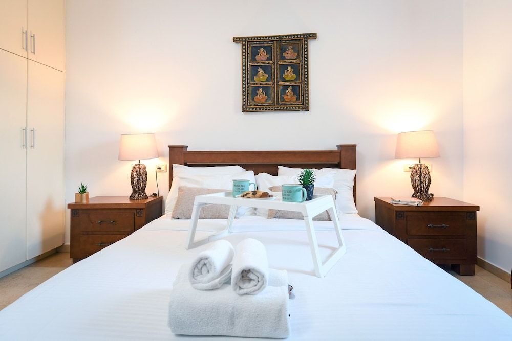 undefined Deluxe 2BD Jaffa Dreams W Pool & Parking 6