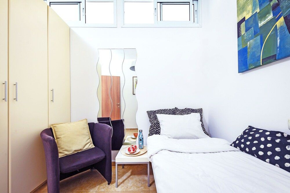 undefined Deluxe 2BD Jaffa Dreams W Pool & Parking 7