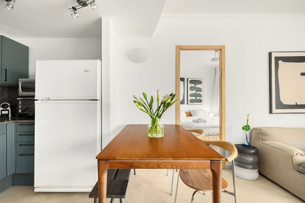 undefined Beachfront with Balcony and Pool Access 6