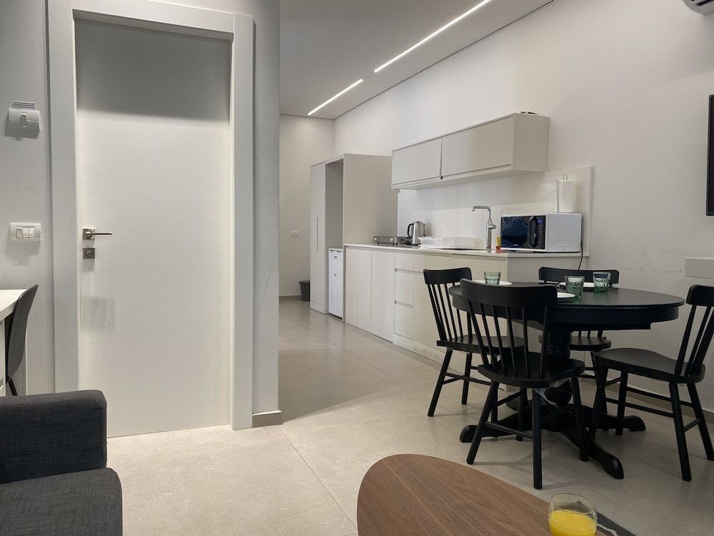 Cozy Apartment in the Heart of Tel Aviv Apartment 15