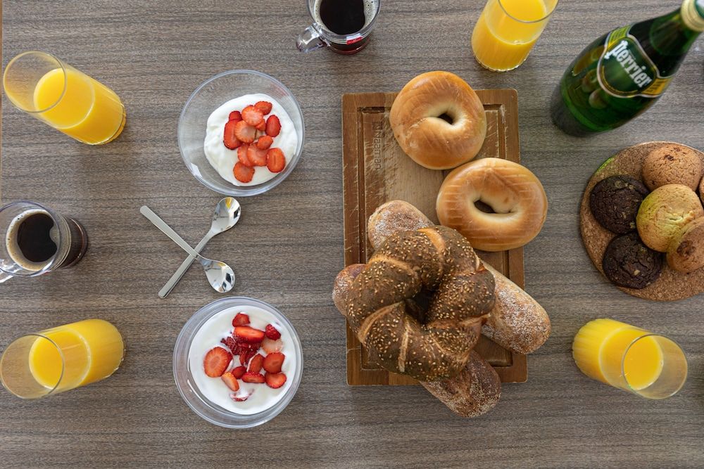 undefined Chic and Sunny in the Heart of Tel Aviv 7