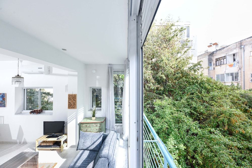 Tranquil Garden Retreat by Sea N Rent Apartment, 2 Bedrooms 11