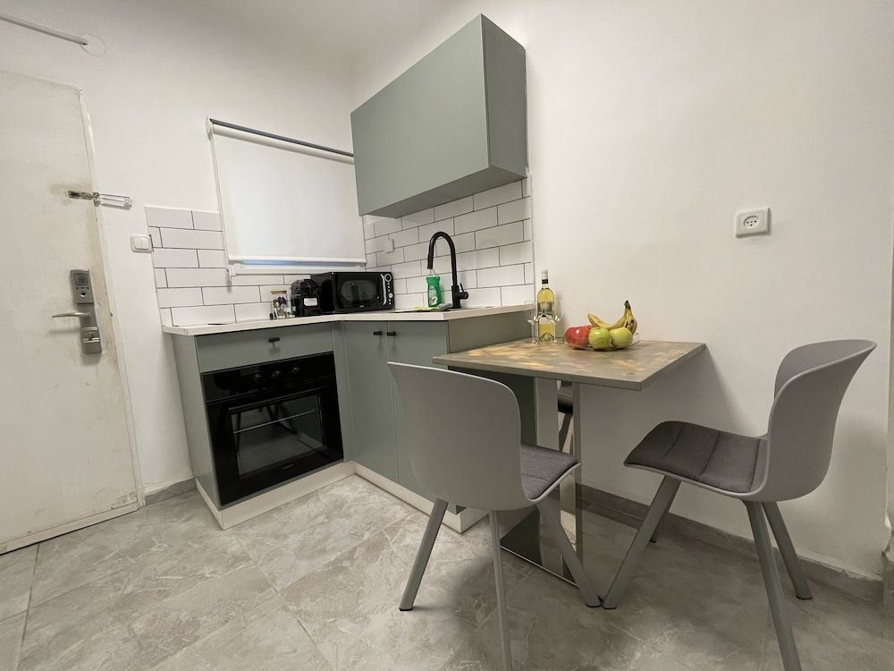 undefined AirTLV Ben Hasher Apartments