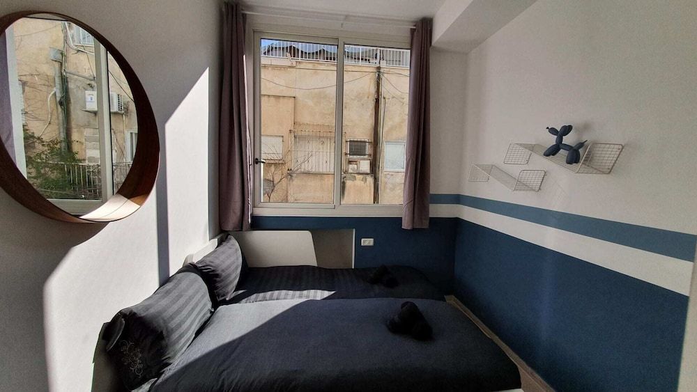 undefined Design 2 Bdr Apartment - Habima TL60 7