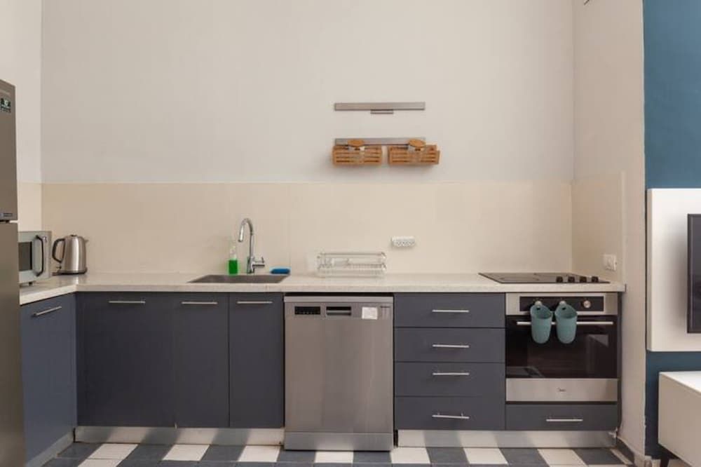 undefined OurPlace Rothschild Allenby 5