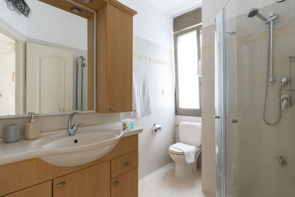 Bright Pearl For Exploring Tel-Aviv Apartment 9