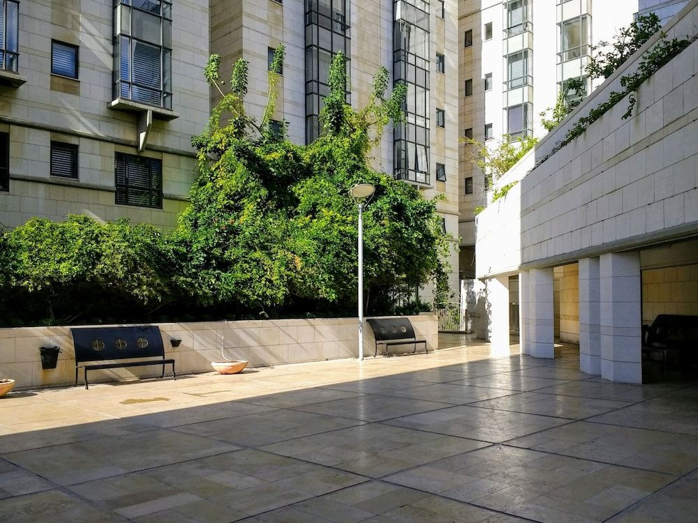 undefined Bright and Clean Rothchild Quarter 2