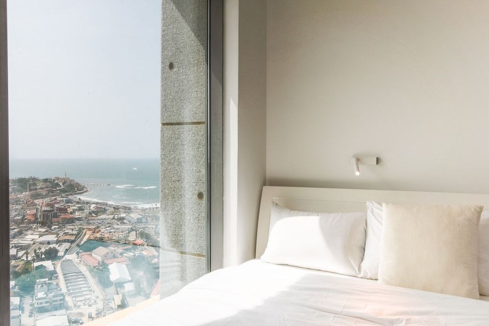 undefined Luxury Condo & Spectacular View by FeelHome 10