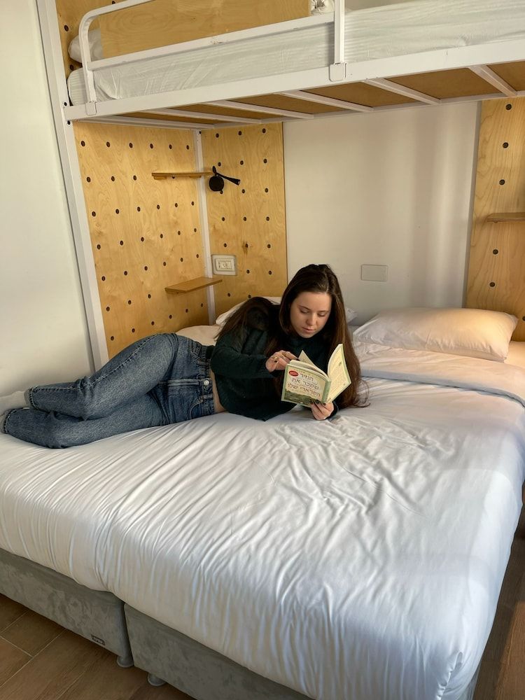 Gia dormitory Bed in 6 Beds Dormitory Room (11) 3