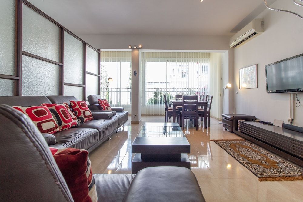 undefined Bright 3BR in the Beating Heart of TLV 6