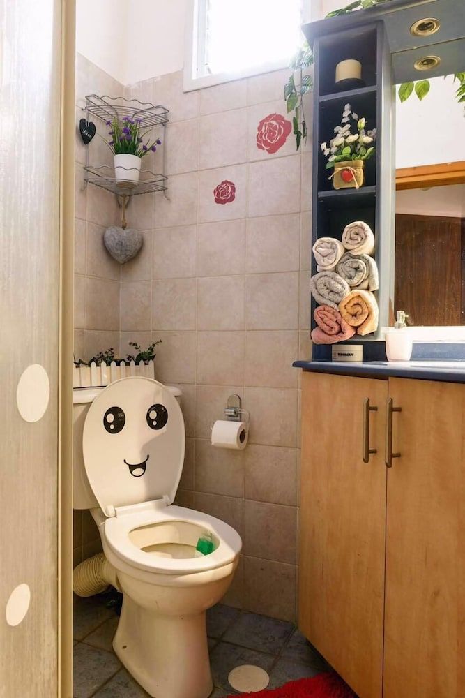 undefined Beautiful apartment near the beach 8