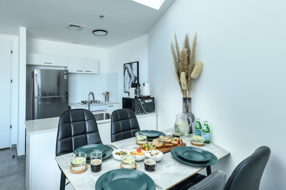 undefined Luxe Apt in Top Tel Aviv Neighborhood 6