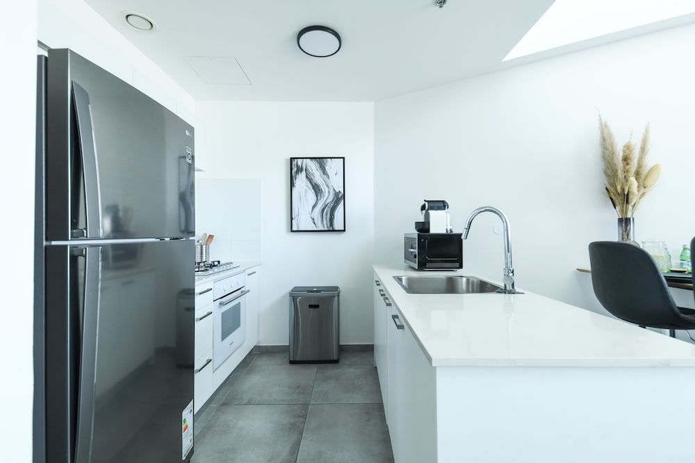 Luxe Apt in Top Tel Aviv Neighborhood Apartment 17